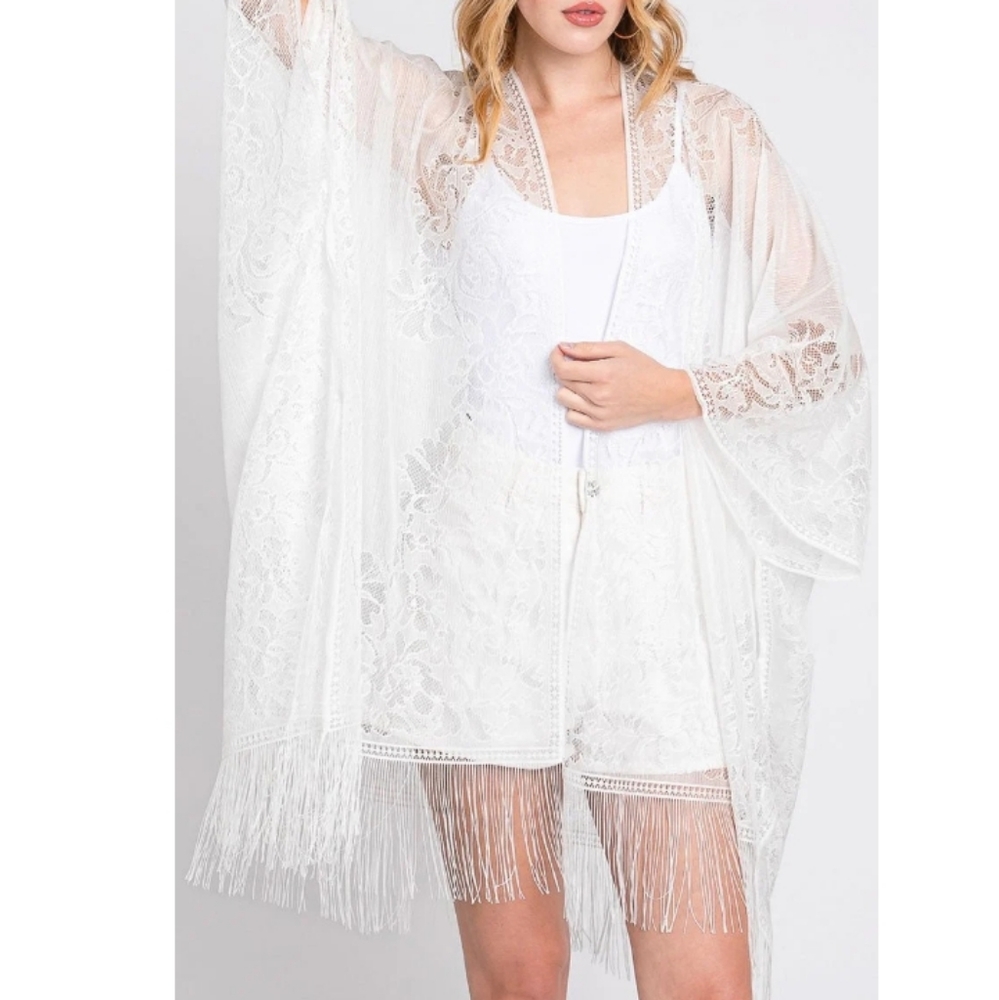 Bay Breeze White Lace Kimono - Picture 1 of 3